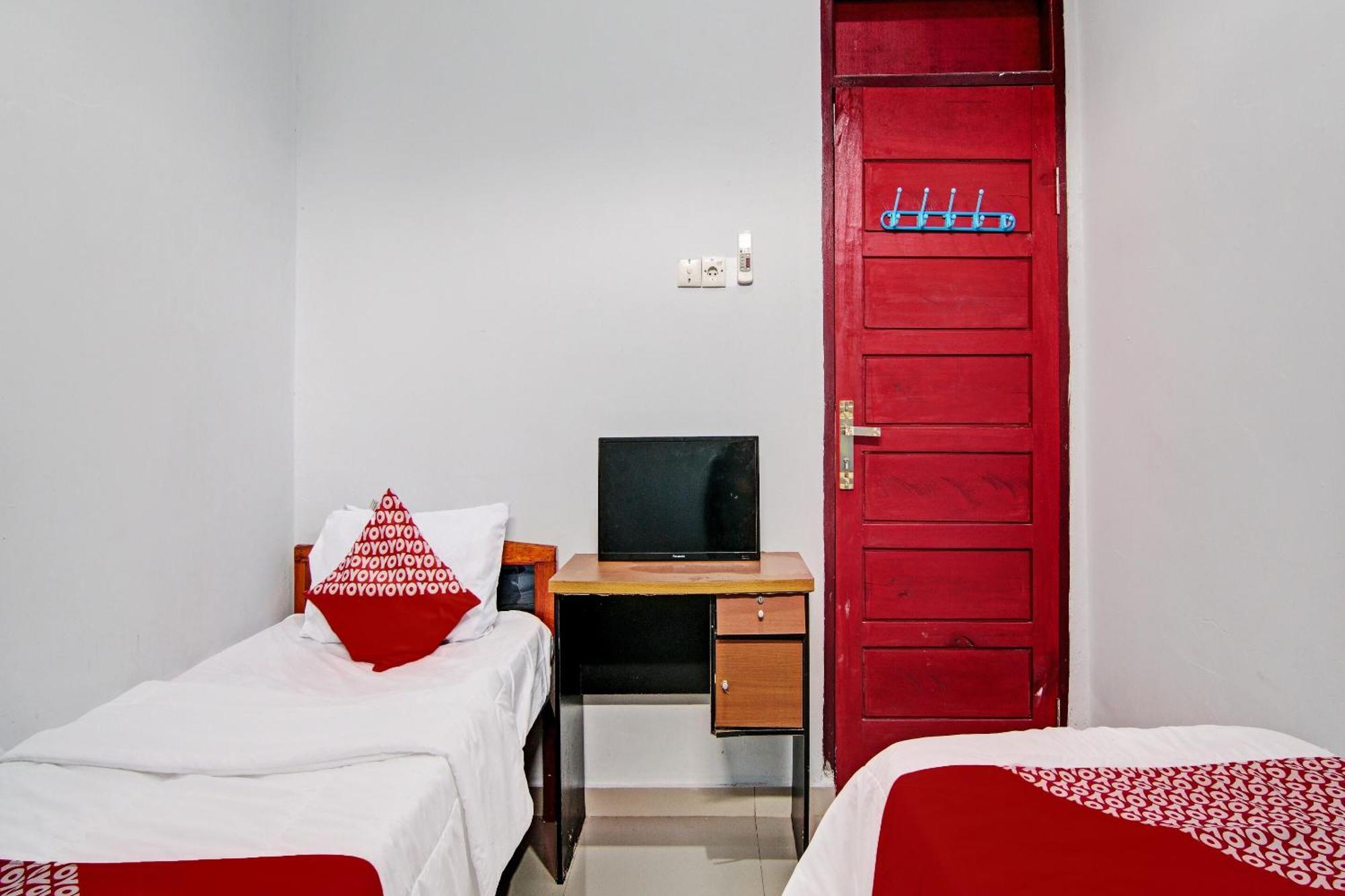 Oyo 92330 Hotel Rindu Sempadan Near Taman Wisata Rindu Sempadan Pekanbaru Exterior foto
