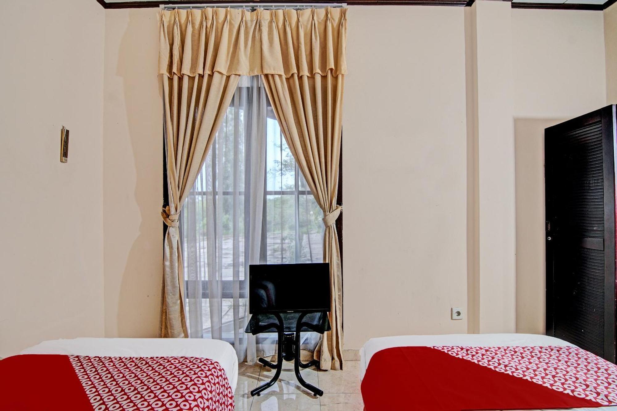 Oyo 92330 Hotel Rindu Sempadan Near Taman Wisata Rindu Sempadan Pekanbaru Exterior foto